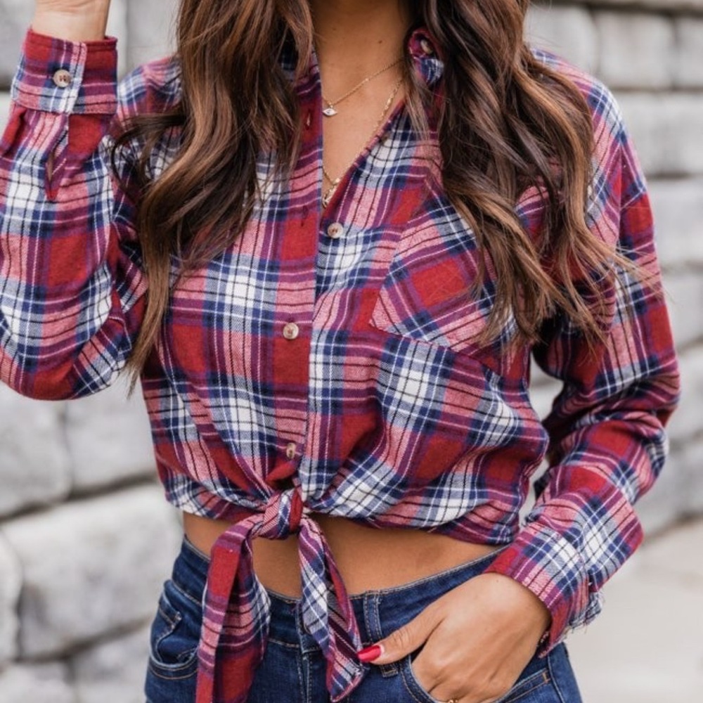 Tie Front Plaid Cropped Blouse